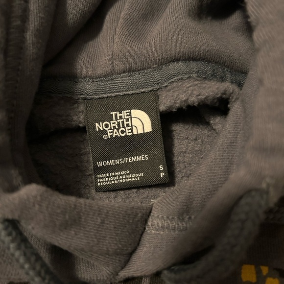 Women’s North Face Hoodie - Picture 3 of 3
